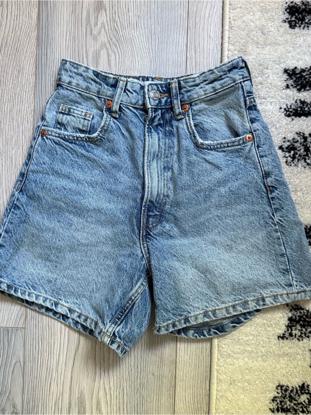 Zara High Rise Mom Denim Shorts